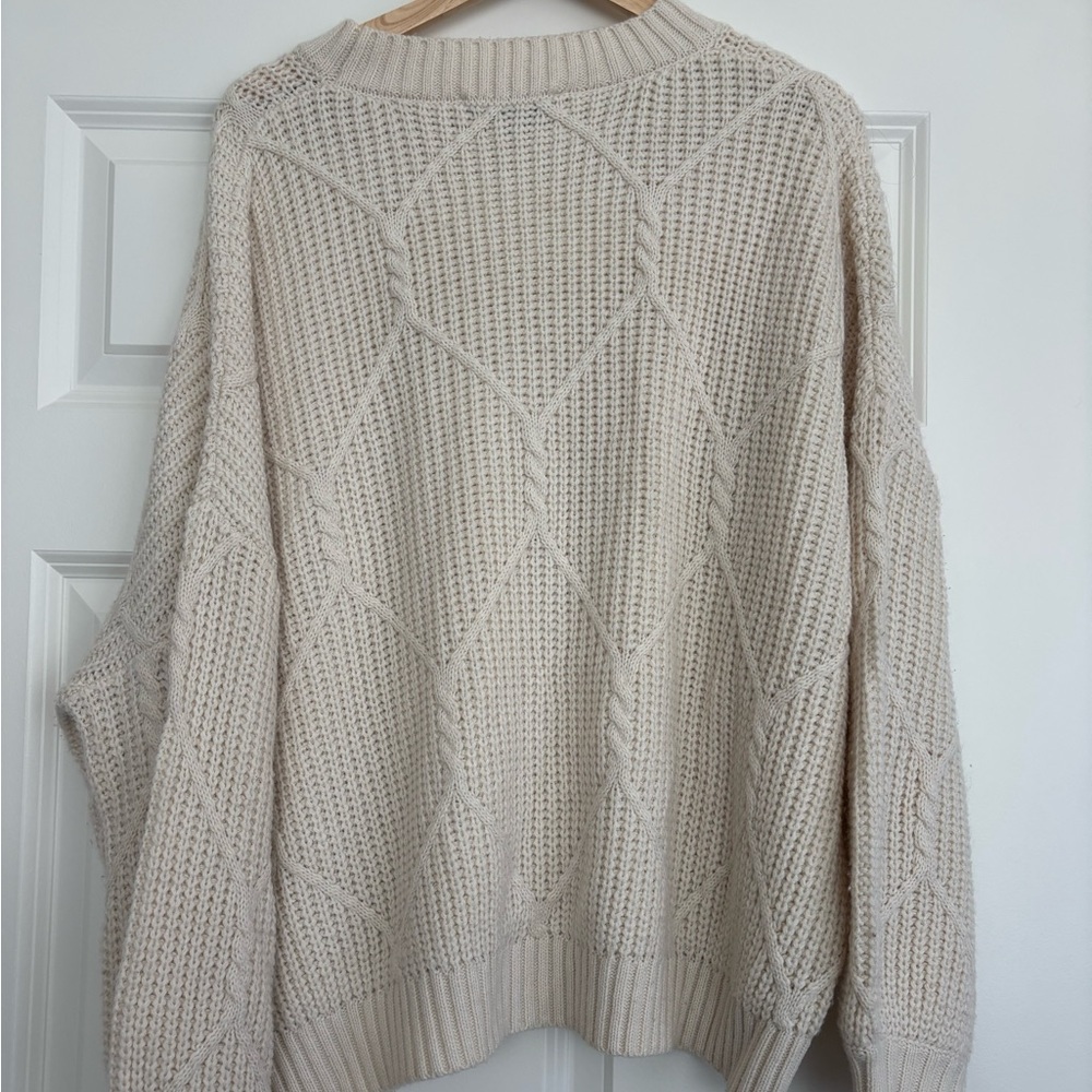 Grey bandit Logan oversized sweater in cream size small - Picture 2 of 4